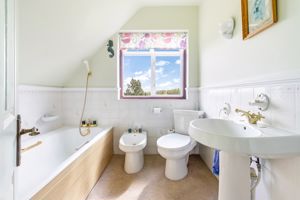 Photo 16- click for photo gallery